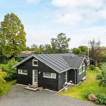 Сasa de vacaciones 5 Person In Malling-by Traum Malling