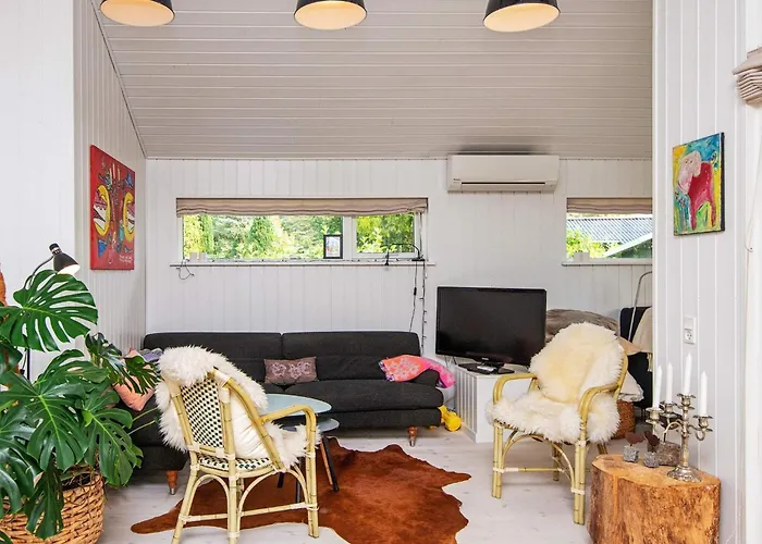 Vakantiehuis 5 Person In Malling-by Traum