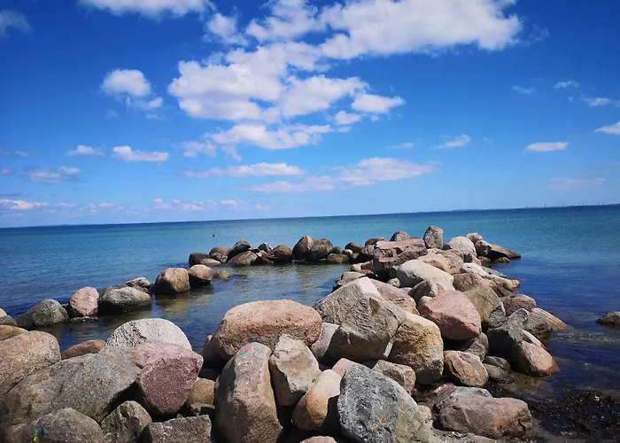 5 Person In Malling-by Traum * Malling